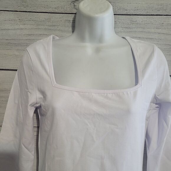 Women's Square Neck Slim Fit Top - Picture 2 of 3
